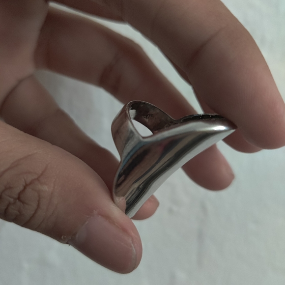 Sterling Silver Ring Size 5 1/2 (approximate) - Picture 5 of 9